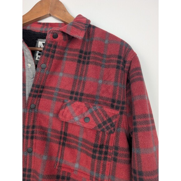 Voyager Jacket Men's Medium Red and Black Plaid Sherpa Fleece Snap Button Up - Picture 3 of 16